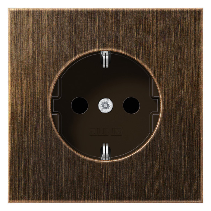 Розетка Jung LS METAL, скрытый монтаж, с заземлением, античная латунь, ME1520AT