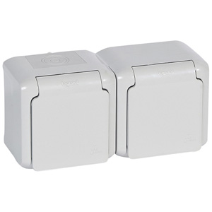 2X2P+E GREY SCH SCKT HOR.IP44