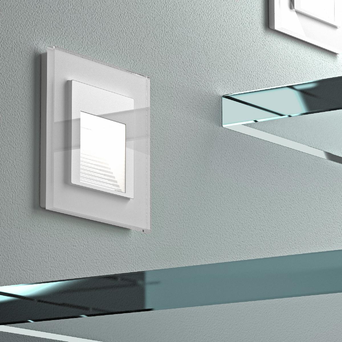 Рамка из стекла на 1 пост Favorit белый W0011101