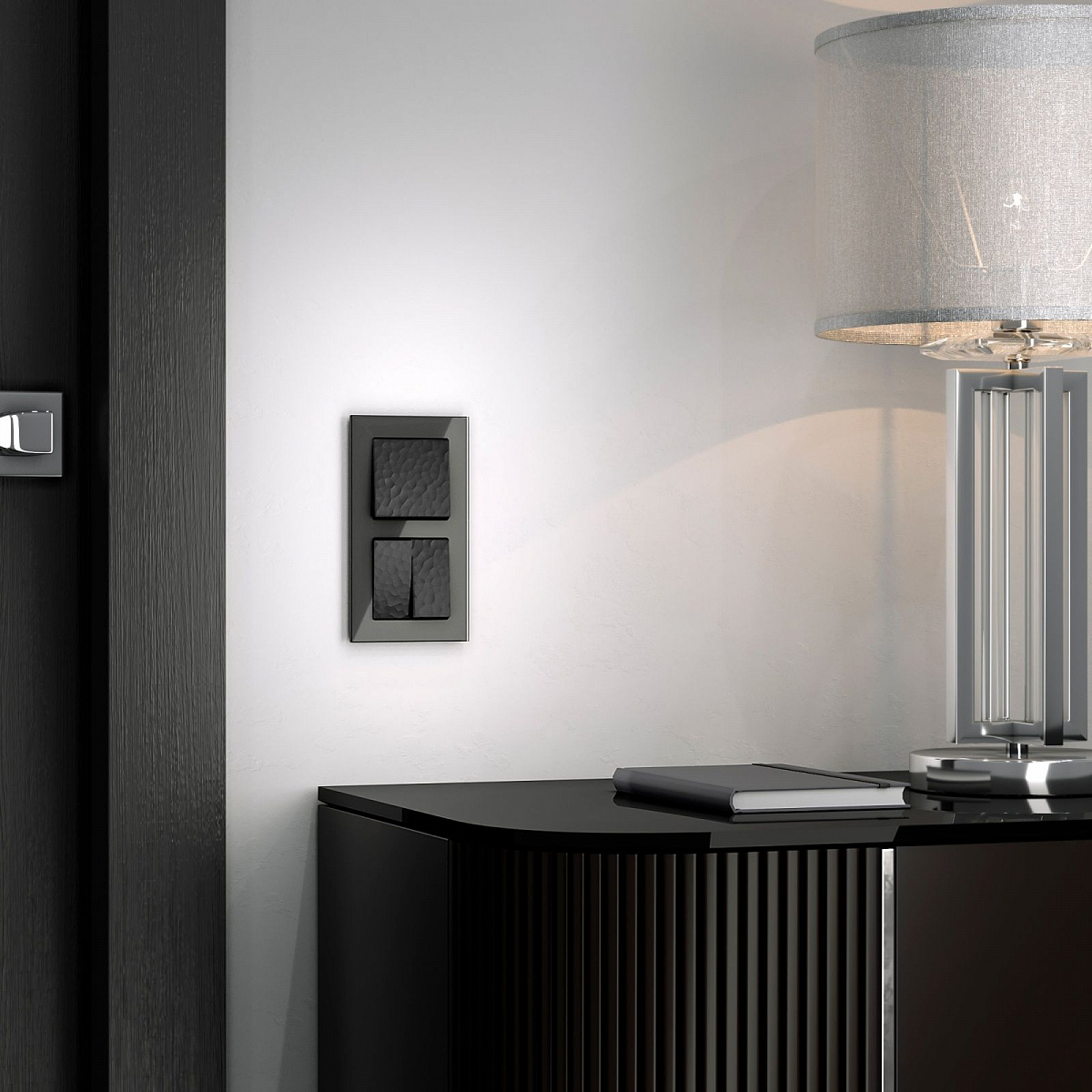 Выключатель одноклавишный проходной черный W1212008