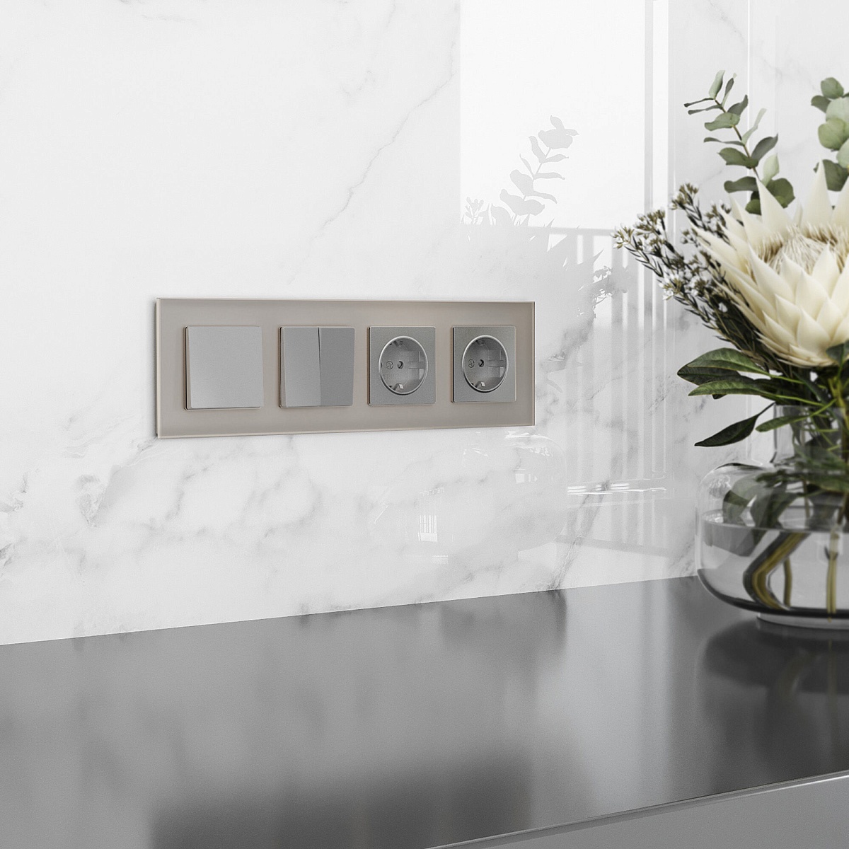 Рамка из стекла на 4 пост Senso дымчатый soft-touch W0043117